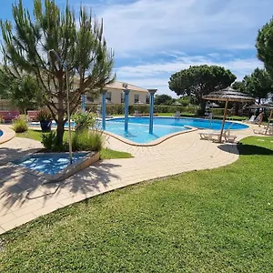 quinta-pedra-do-bicos-by-sunny-deluxe.hotelaalgarve.com/