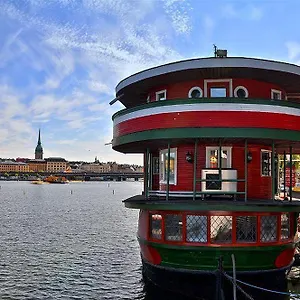 Den Roeda Baten Bådhotel