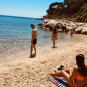 200m De La Plage ,3mn Du Port à 50m Du Centre , Carry-le-Rouet France